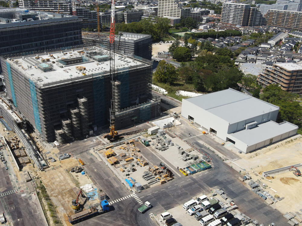 講義・実習棟と体育館棟