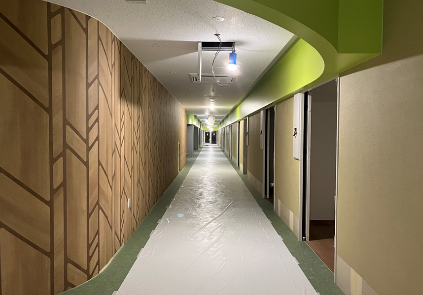 2024年12月2号館（診療棟 6F 廊下）