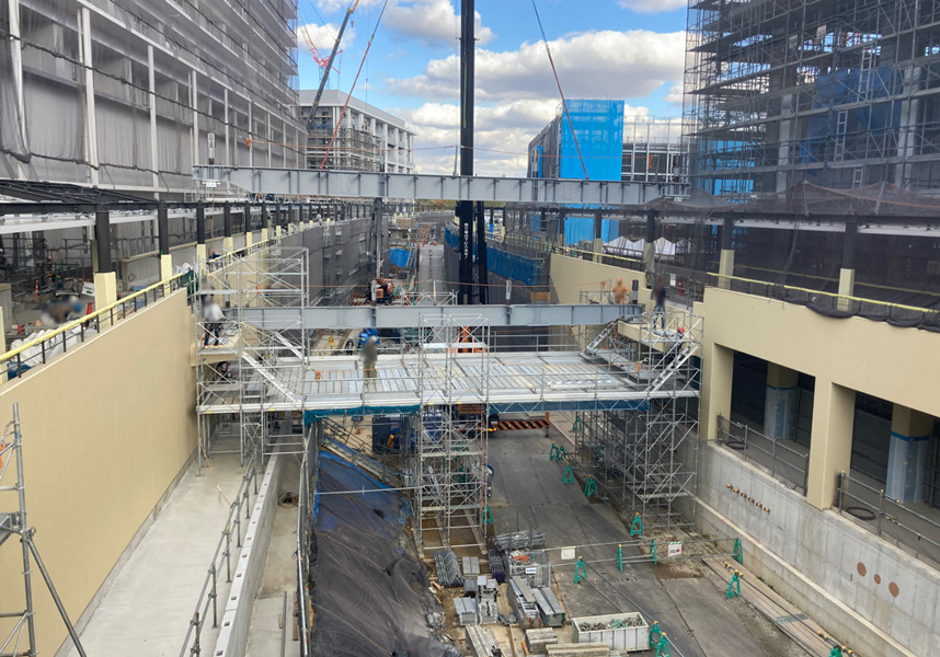 2024年12月ペデストリアンデッキ 架橋