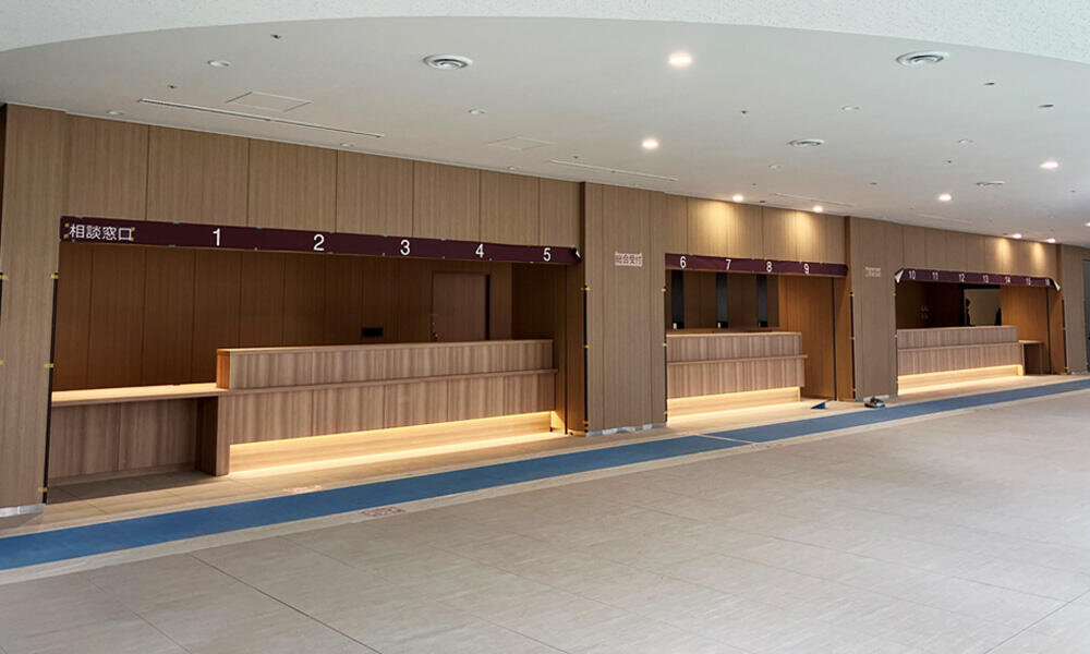 2025年1月2号館（診療棟 3F 総合受付窓口）