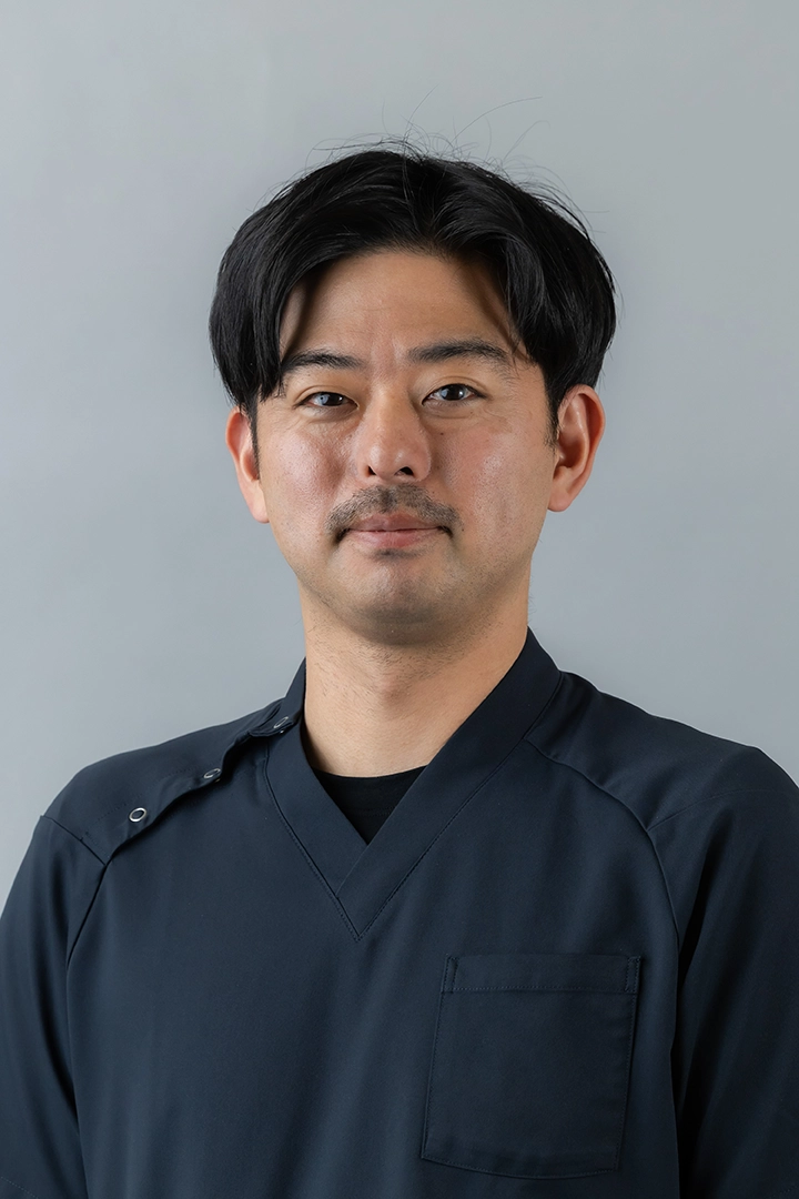 staff-haeno.webp (175 KB)